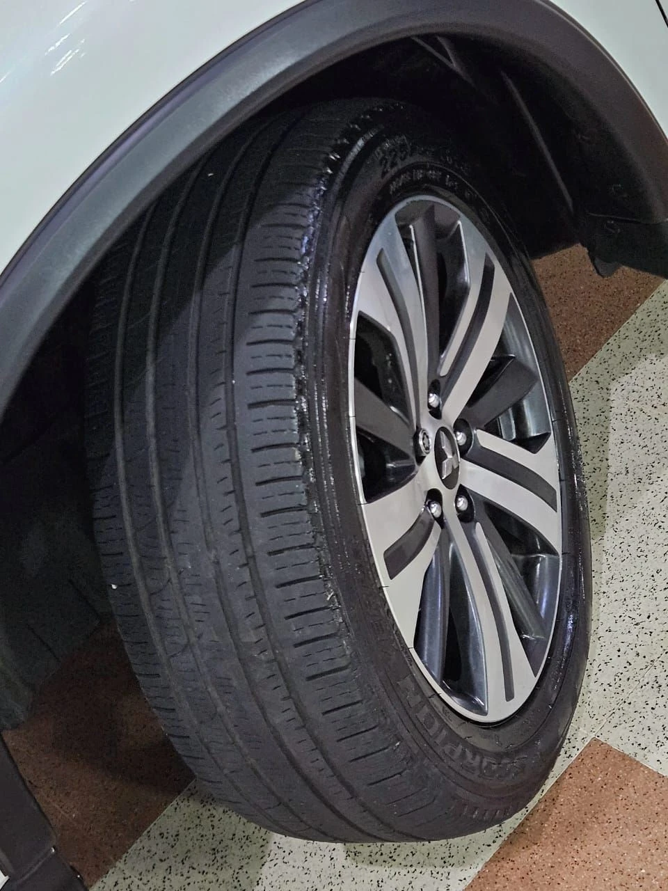 MITSUBISHI OUTLANDER SPORT