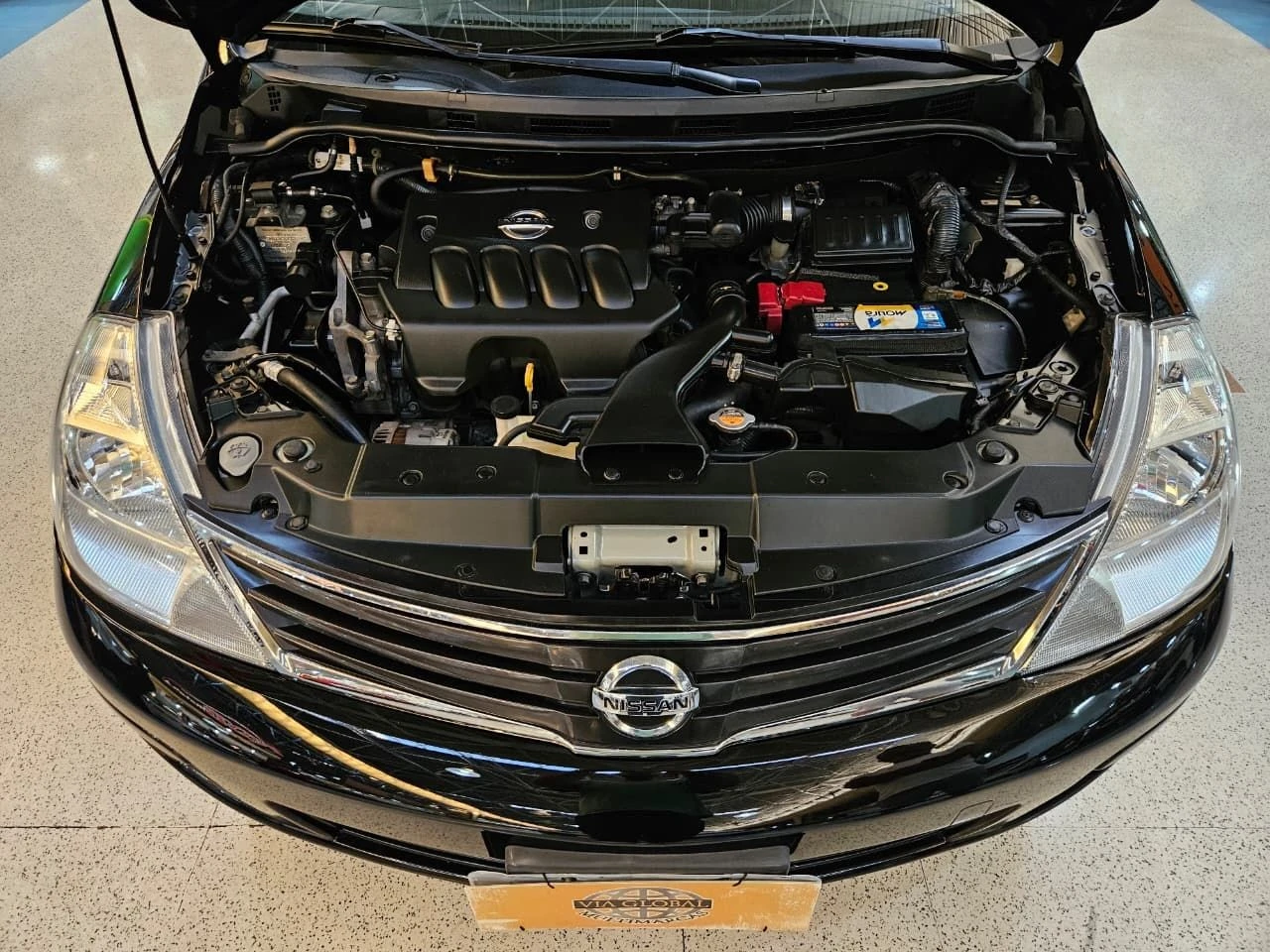 NISSAN TIIDA