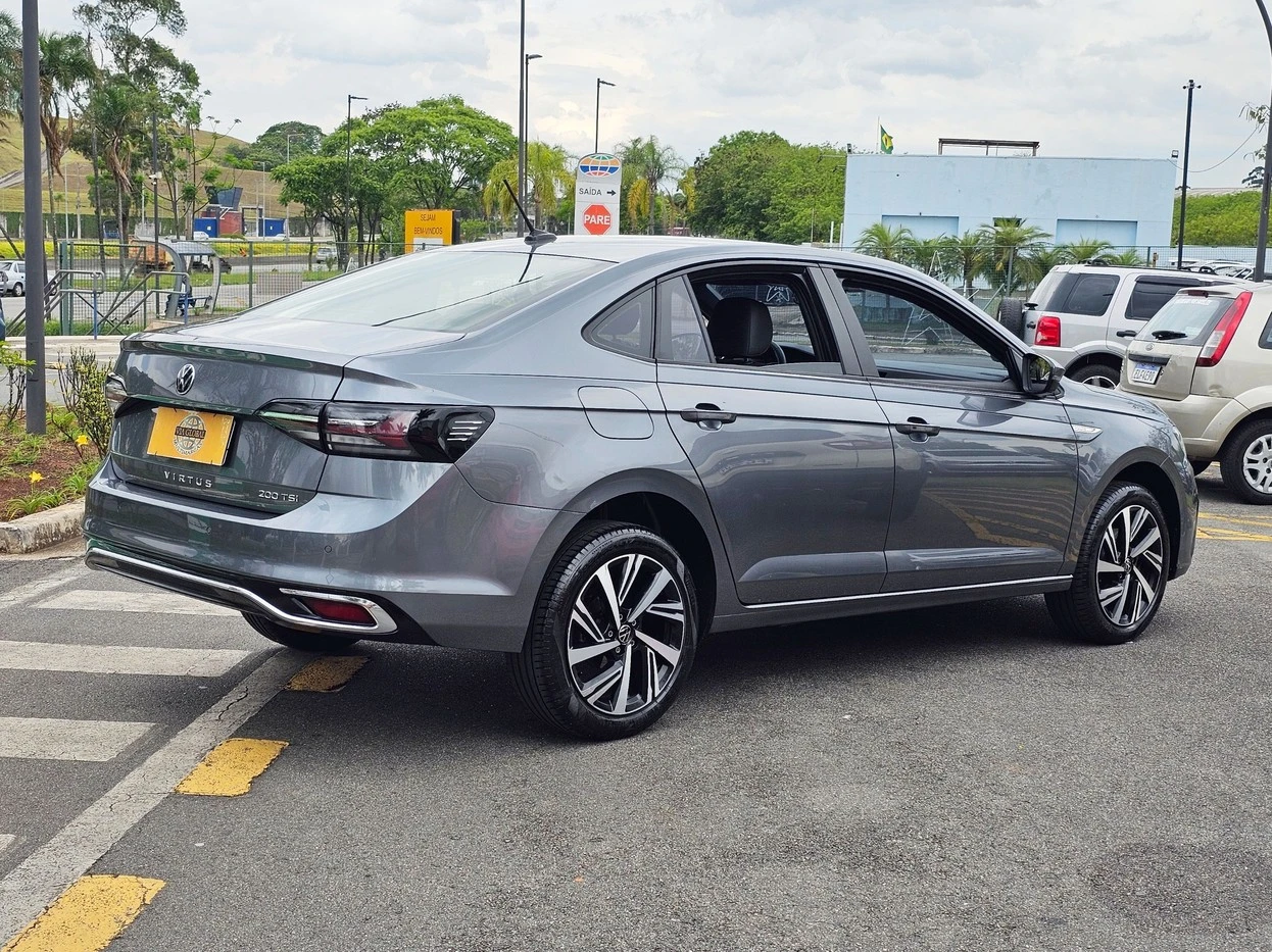 VOLKSWAGEN VIRTUS