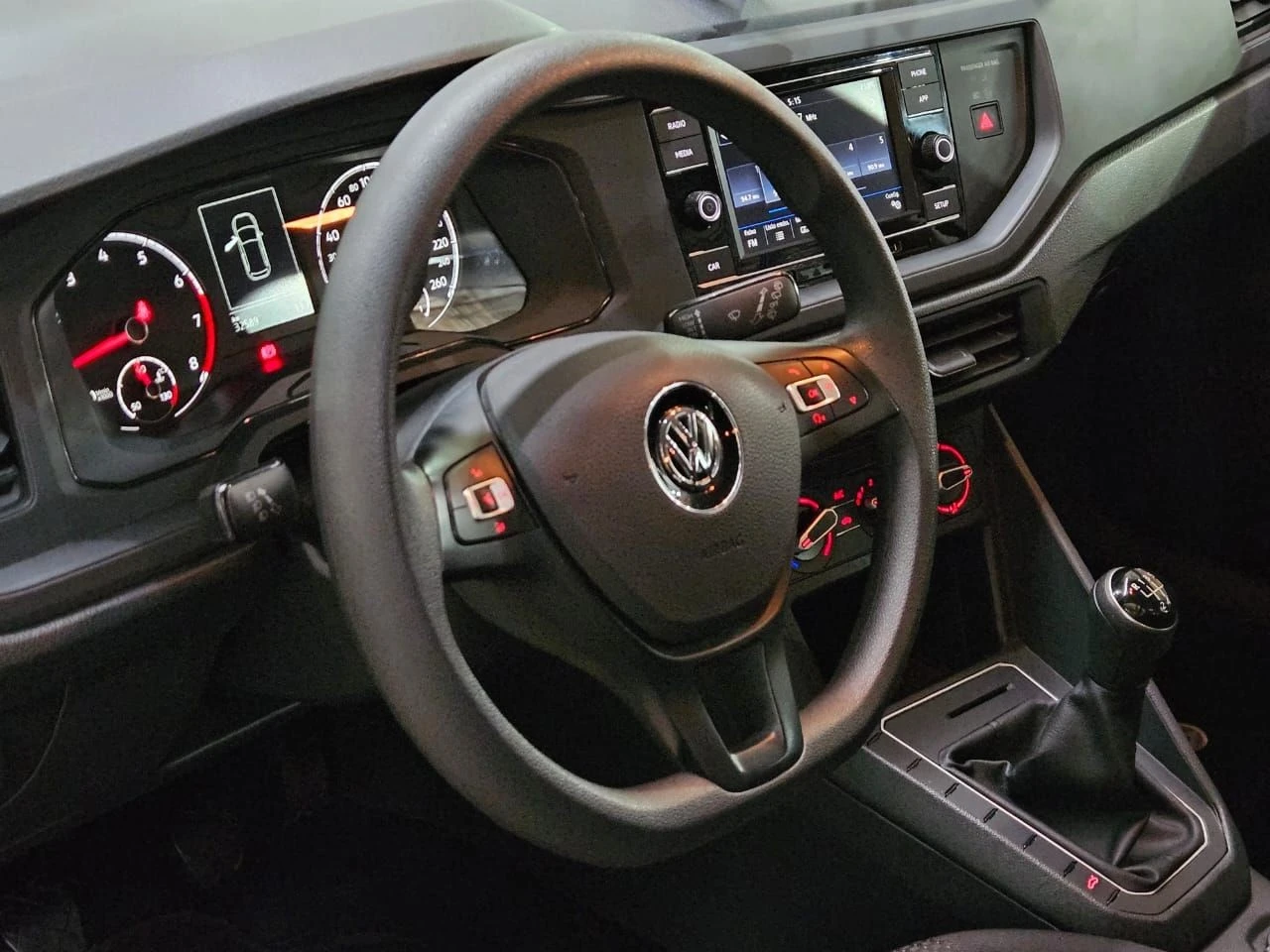 VOLKSWAGEN POLO