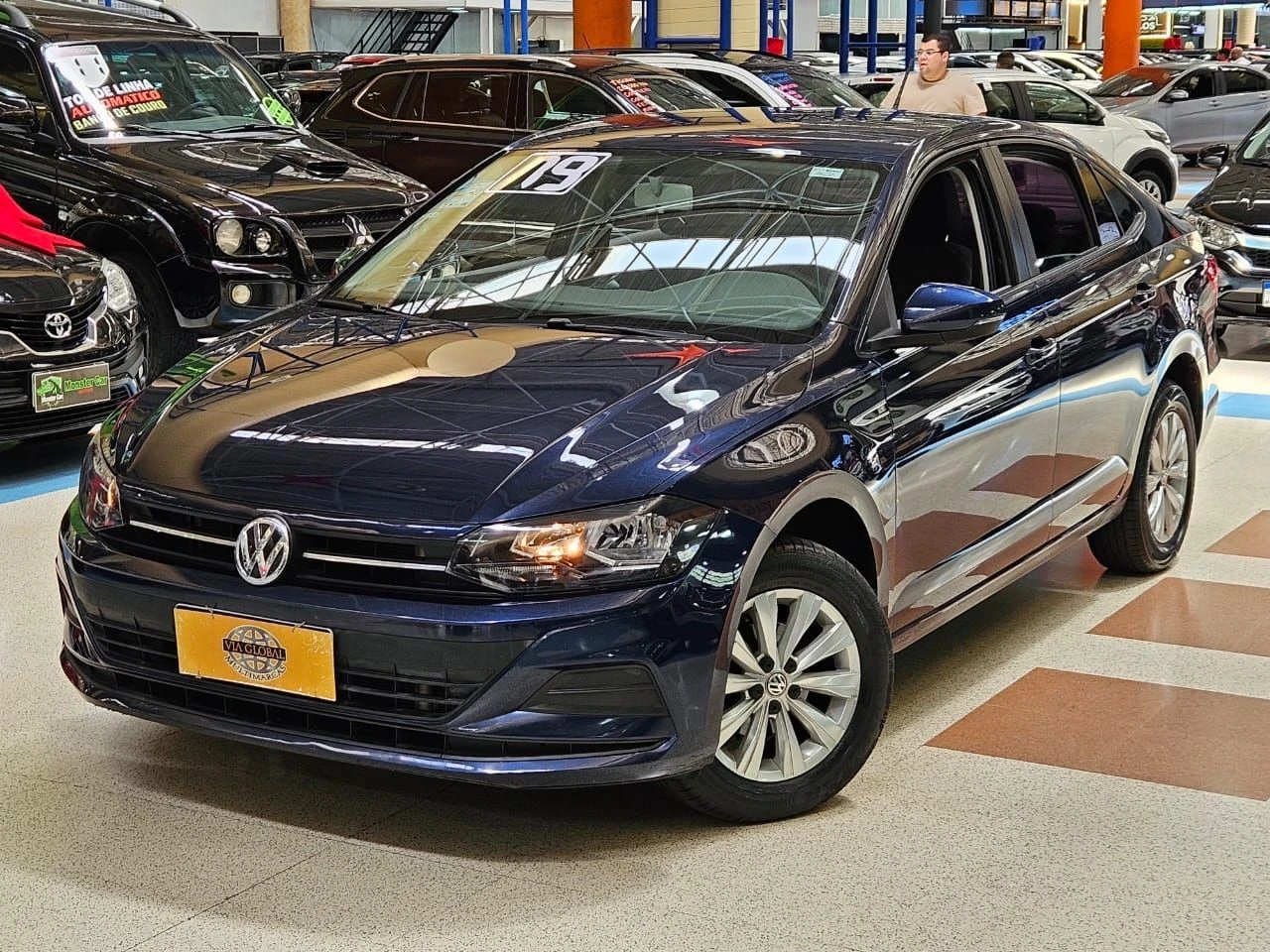 VOLKSWAGEN VIRTUS