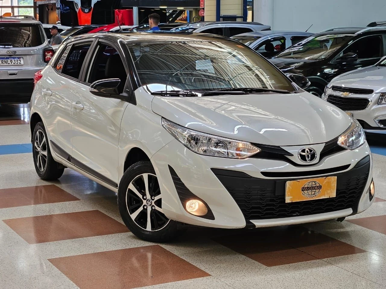 TOYOTA YARIS