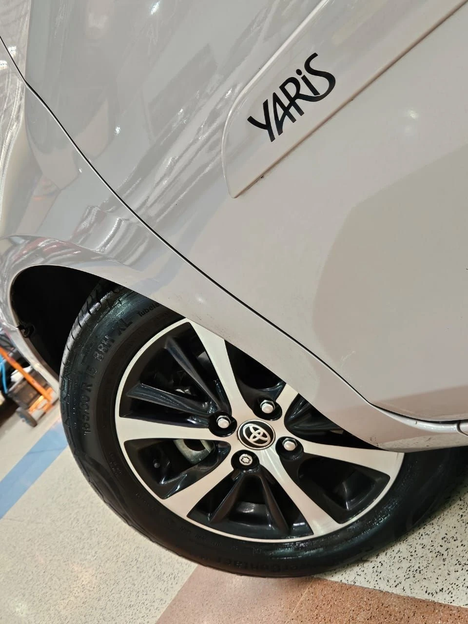 TOYOTA YARIS