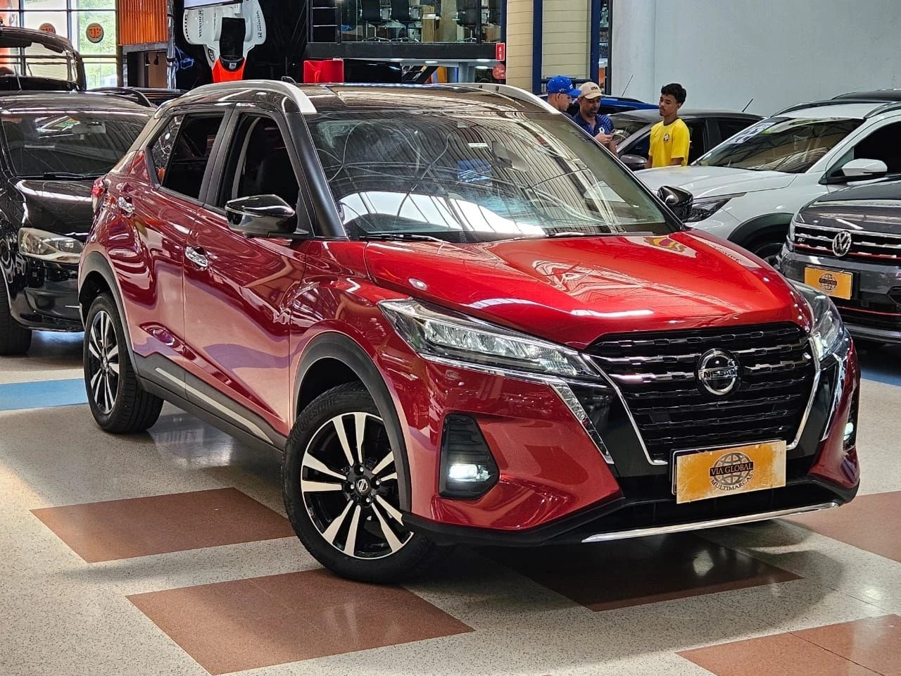 NISSAN KICKS
