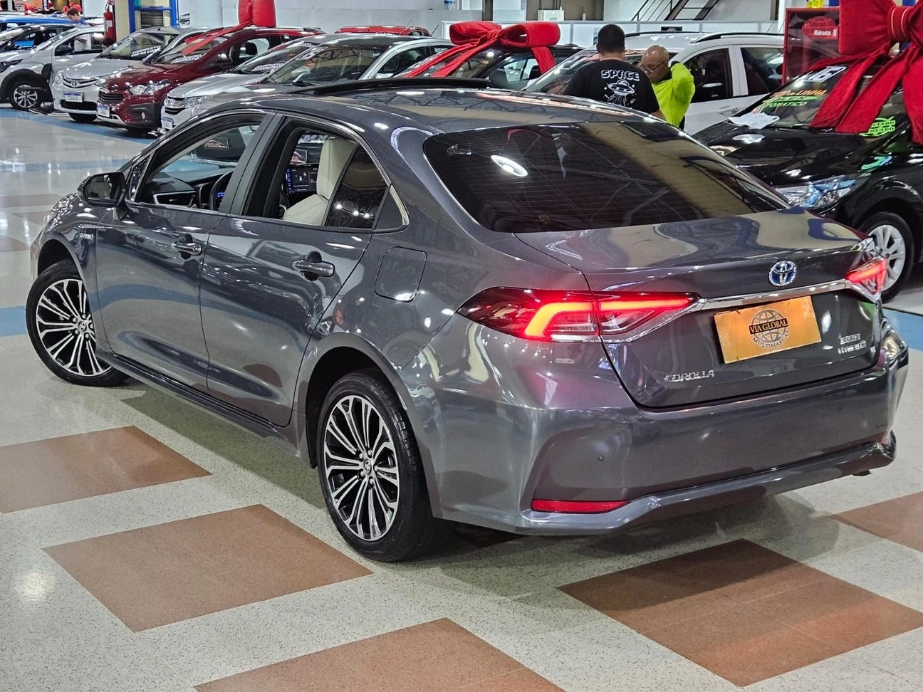 TOYOTA COROLLA