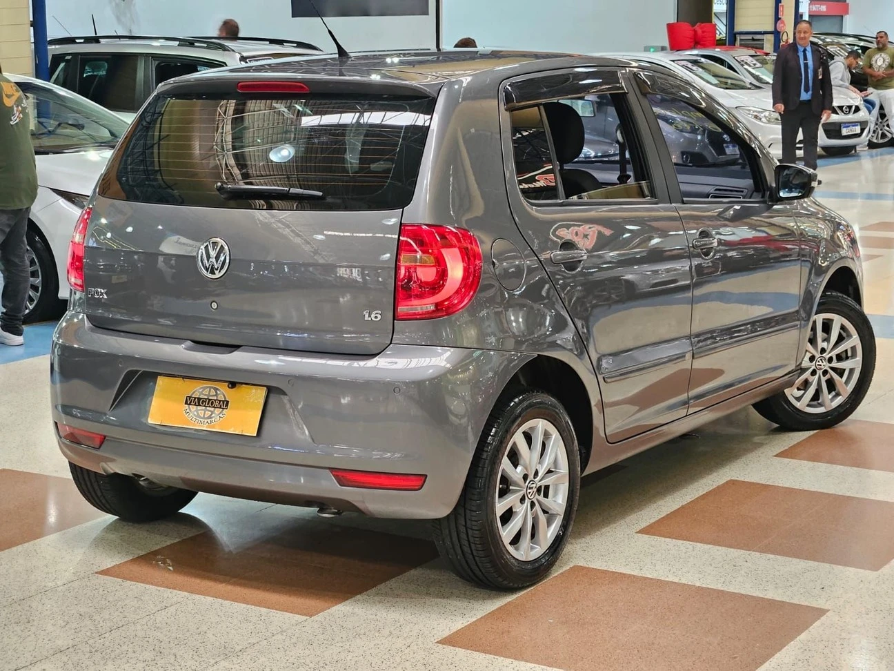 VOLKSWAGEN FOX