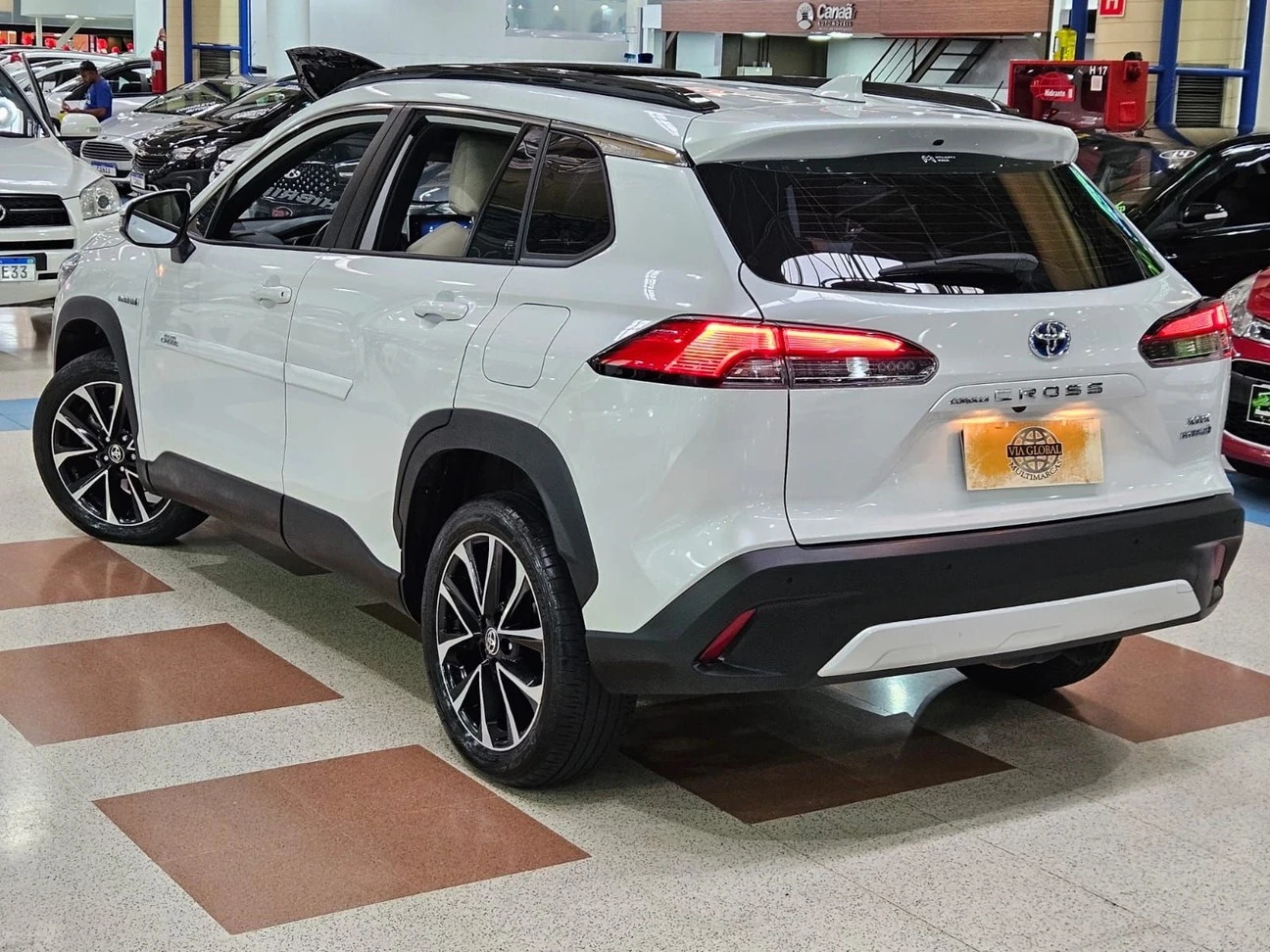 TOYOTA COROLLA CROSS