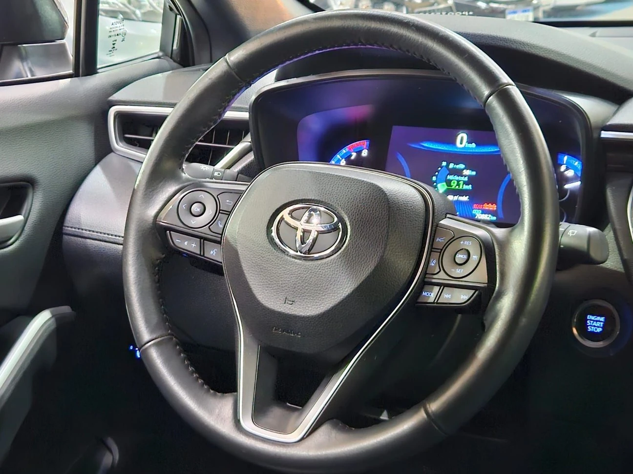 TOYOTA COROLLA CROSS