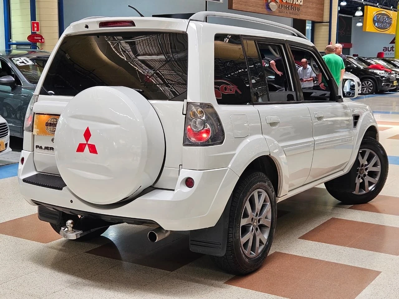 MITSUBISHI PAJERO TR4