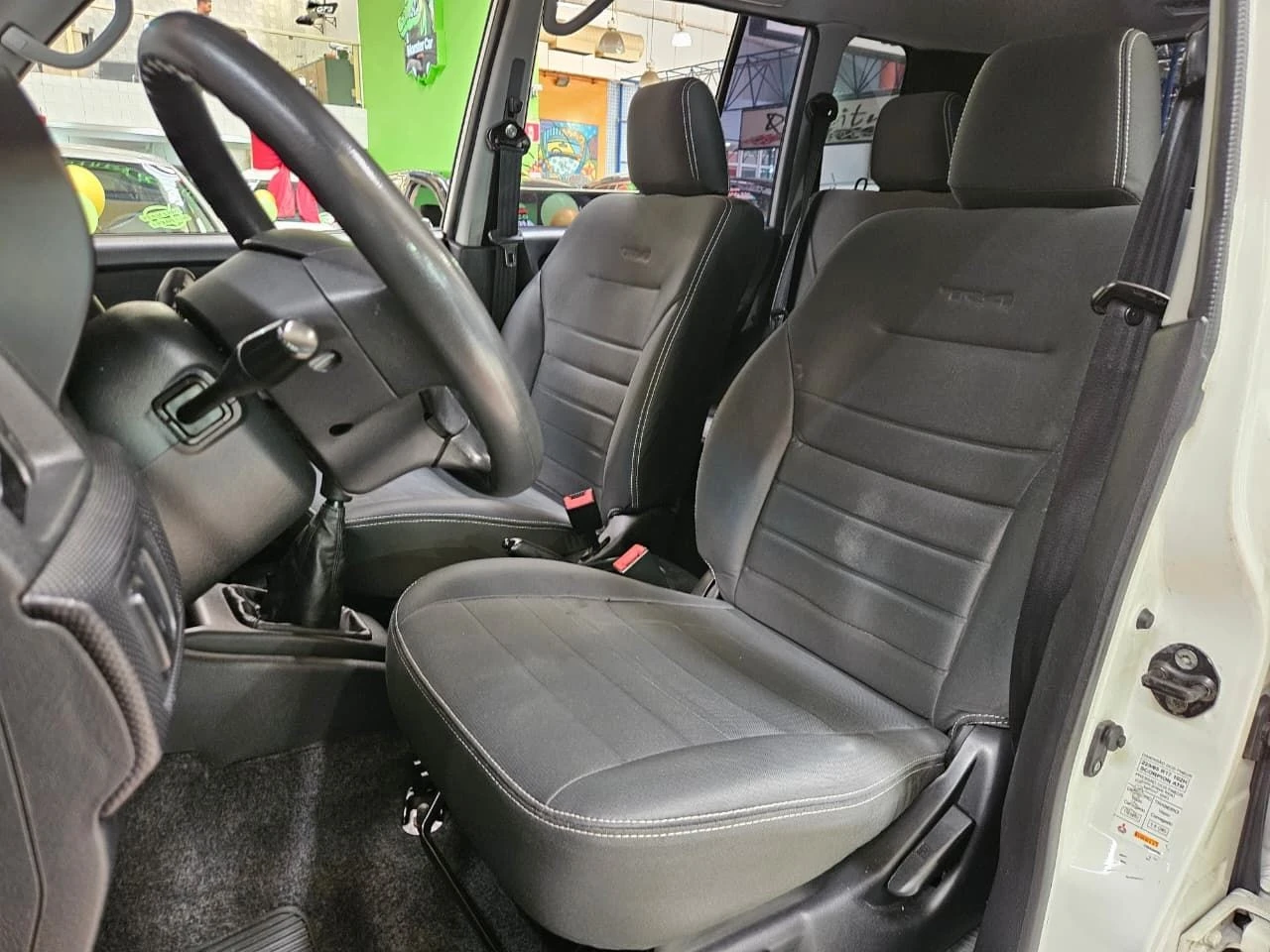 MITSUBISHI PAJERO TR4