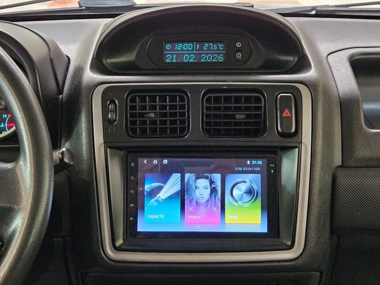 MITSUBISHI PAJERO TR4