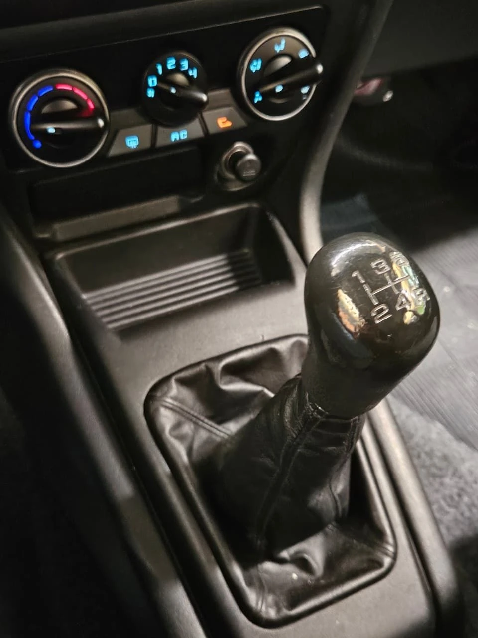 MITSUBISHI PAJERO TR4