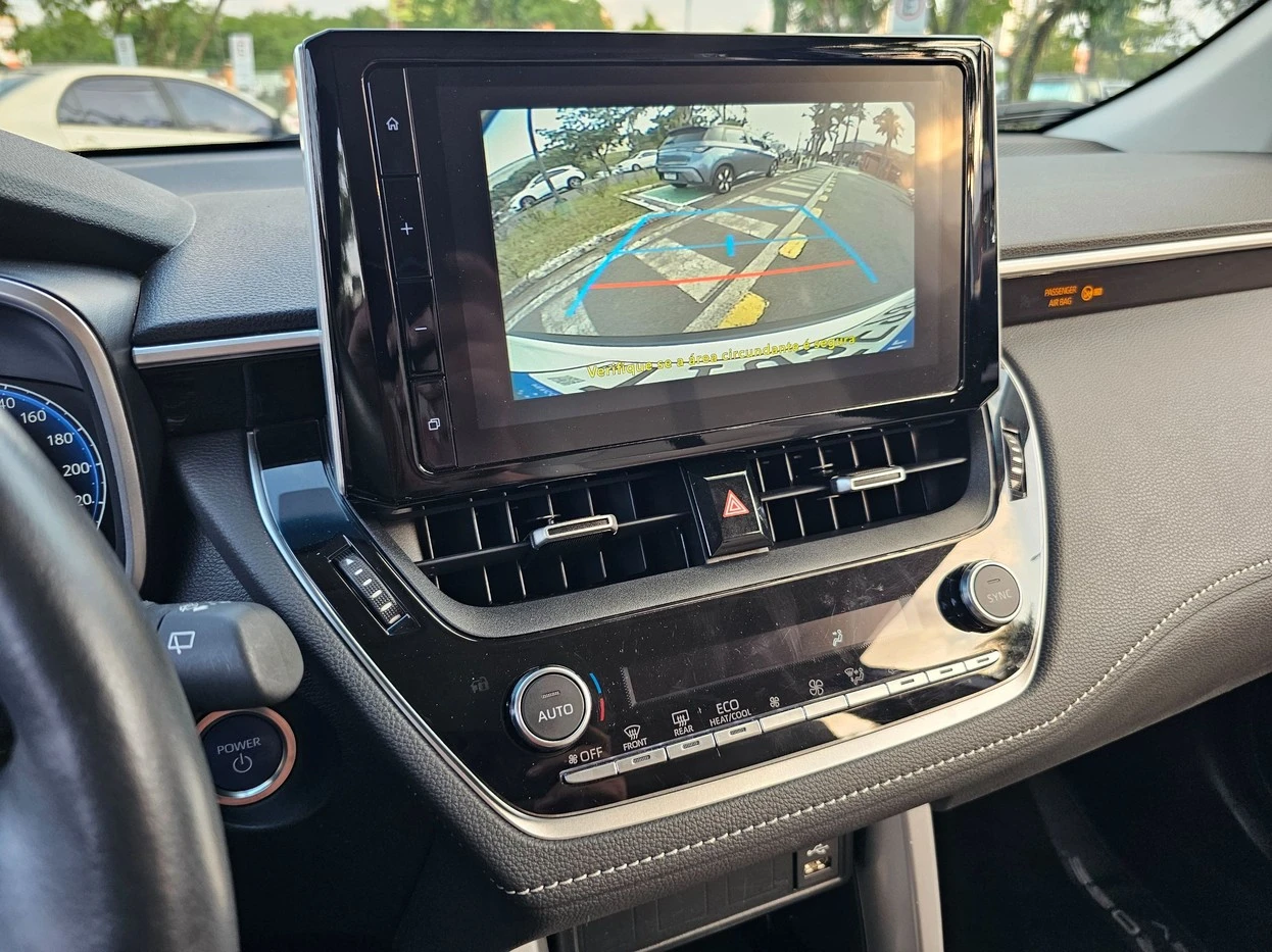 TOYOTA COROLLA CROSS