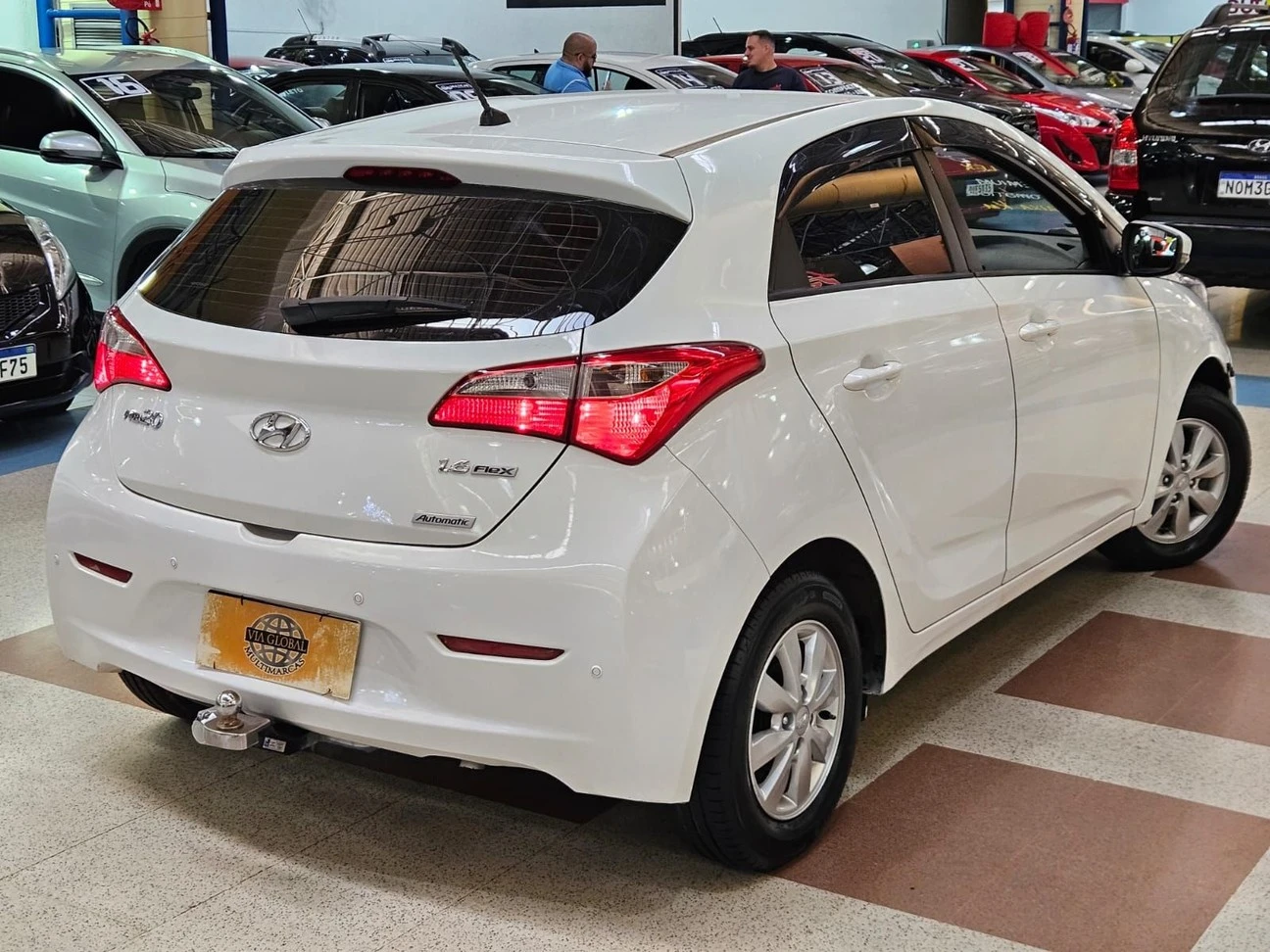 HYUNDAI HB20