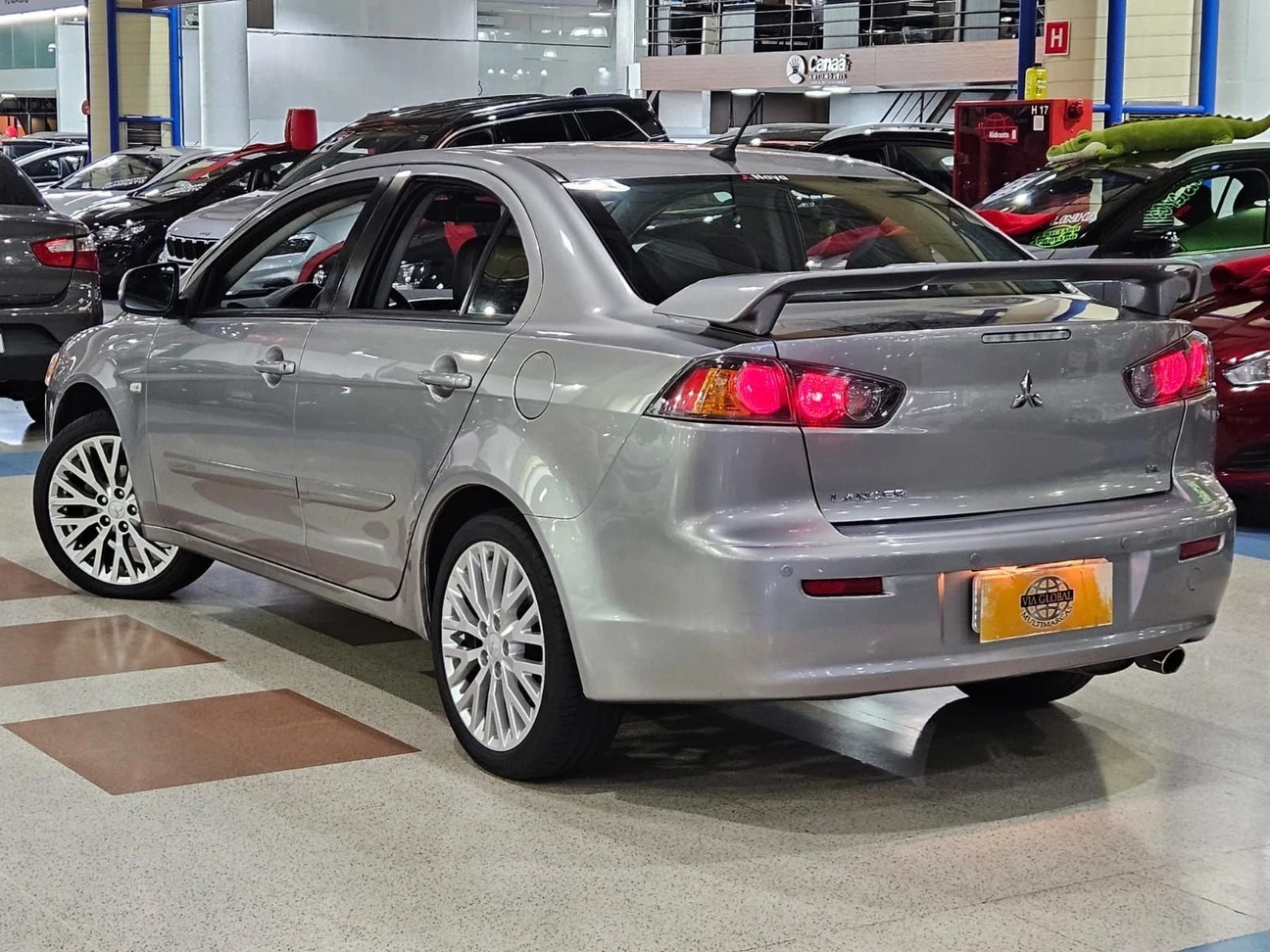 MITSUBISHI LANCER