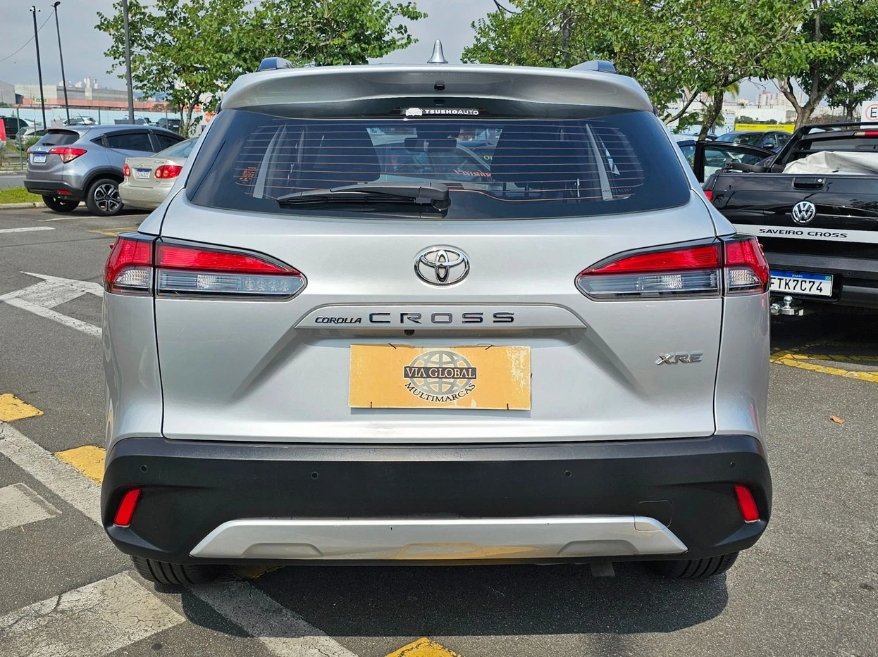 TOYOTA COROLLA CROSS