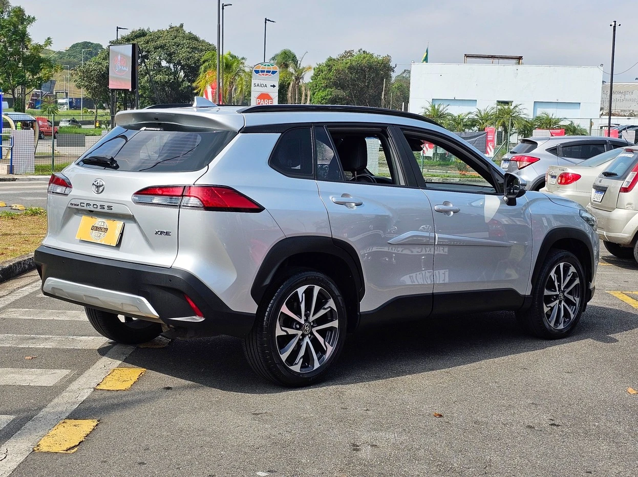 TOYOTA COROLLA CROSS