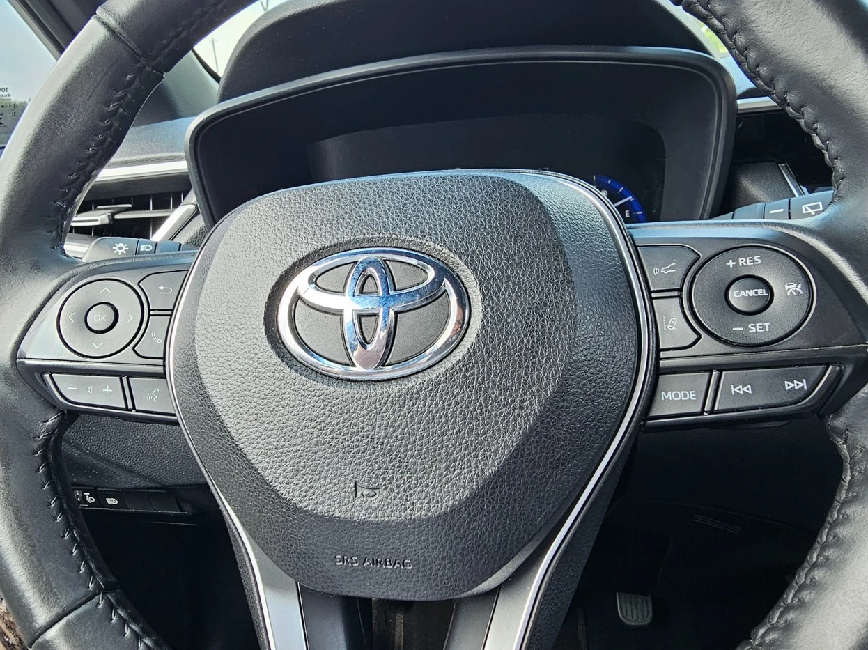 TOYOTA COROLLA CROSS