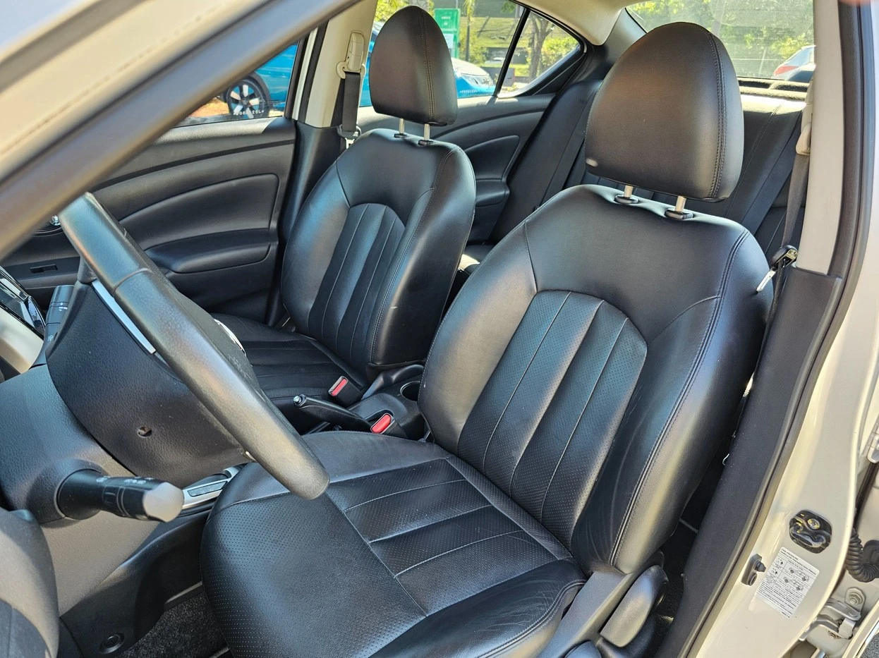 NISSAN VERSA