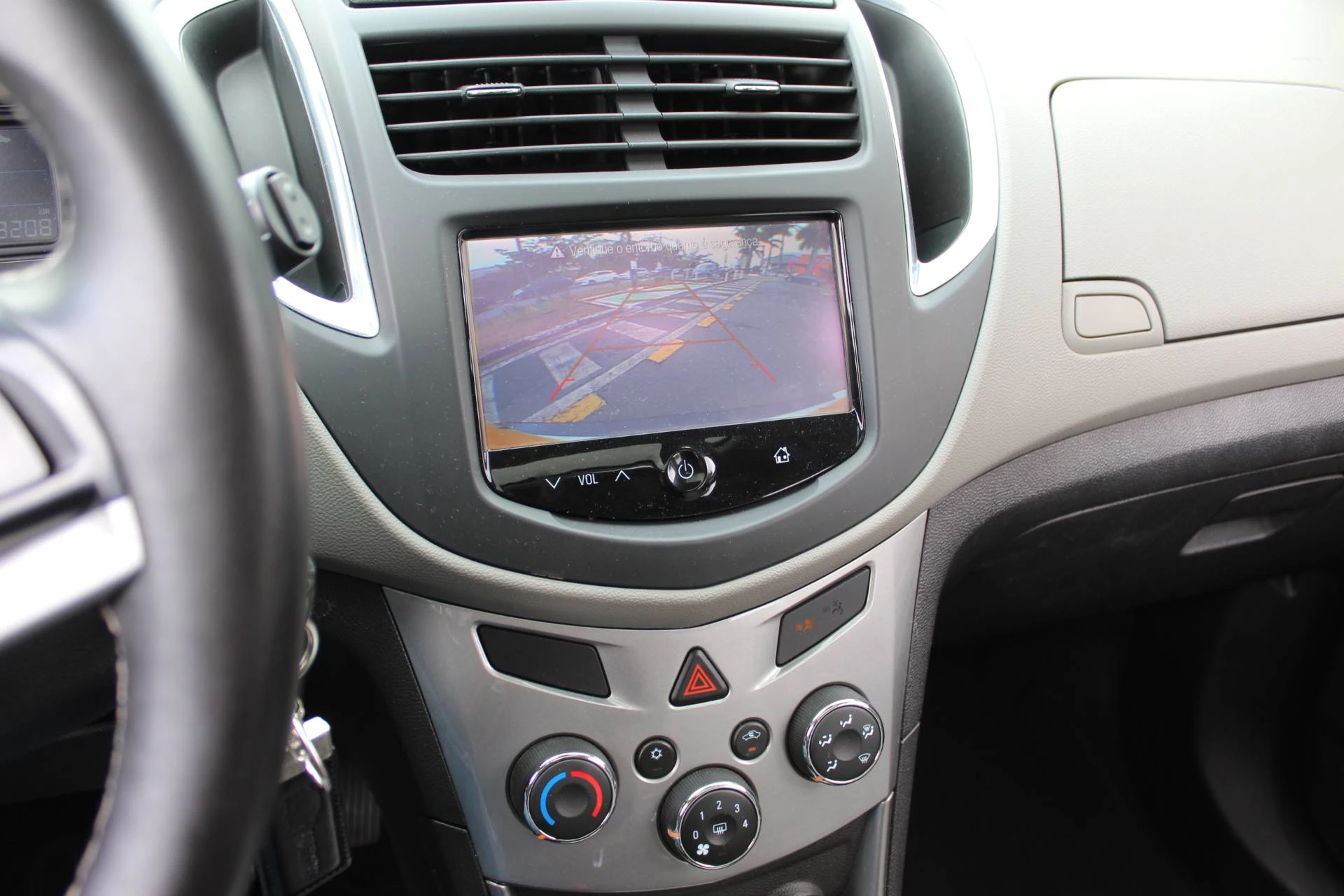 CHEVROLET TRACKER