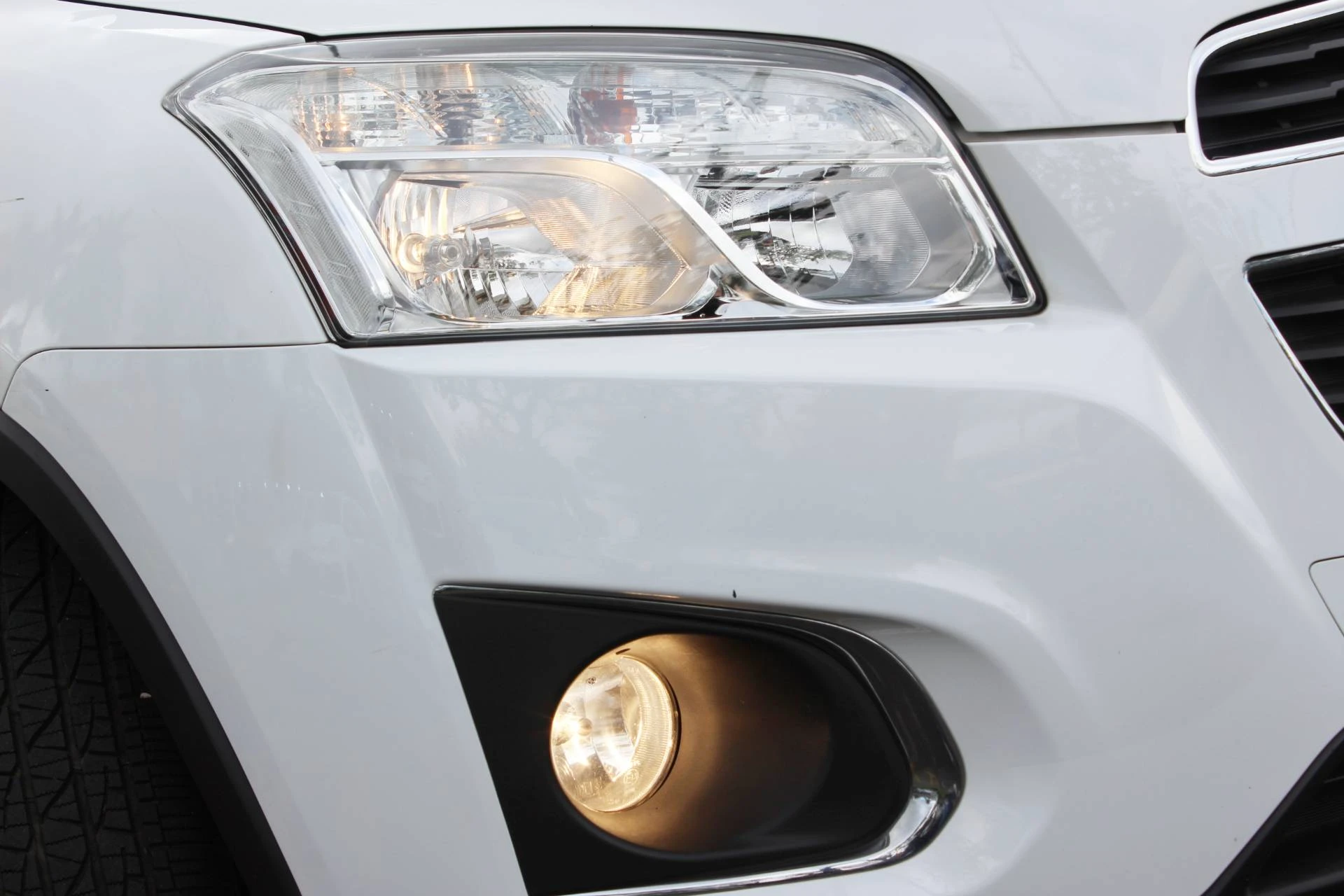 CHEVROLET TRACKER