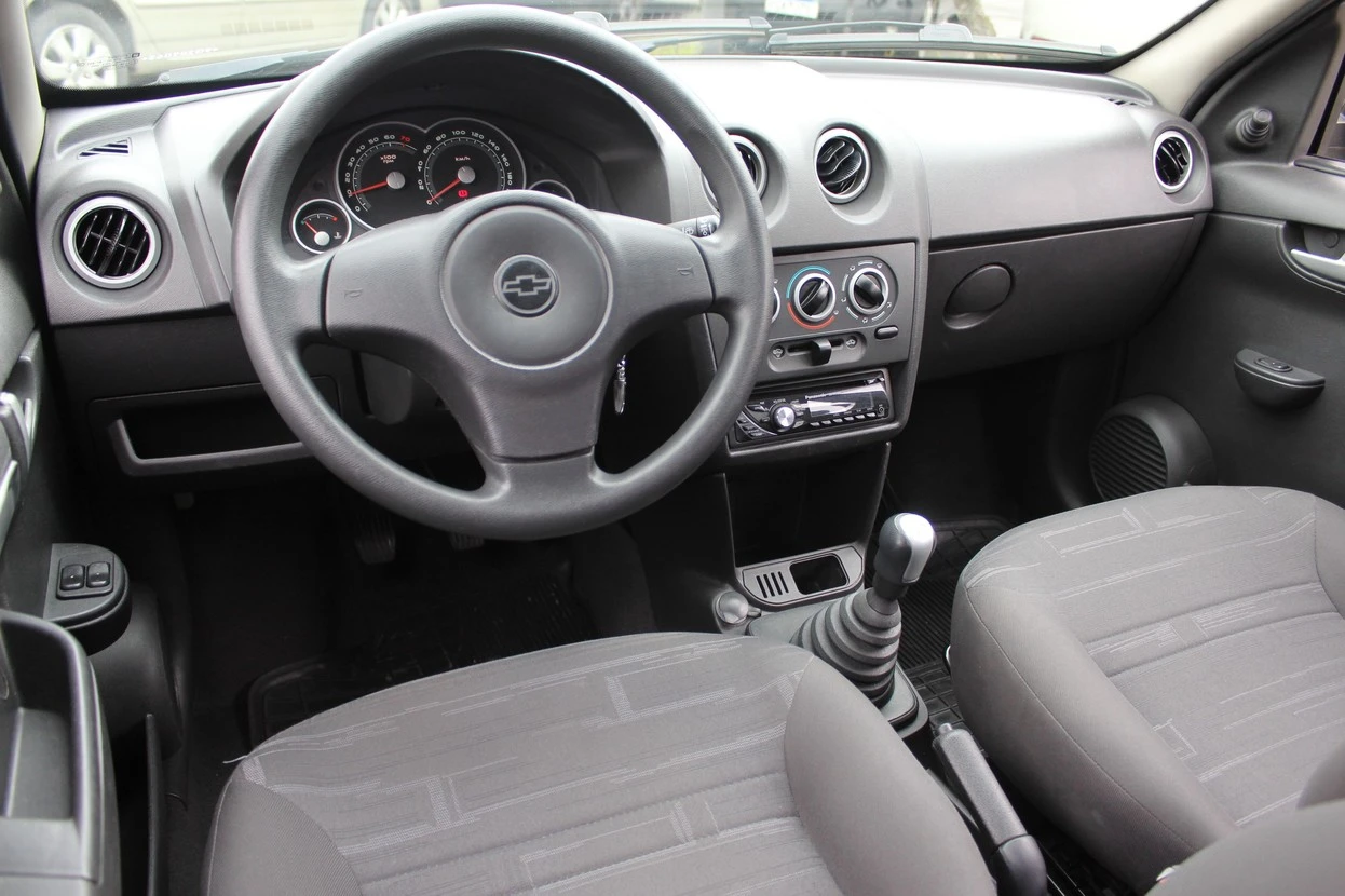 CHEVROLET PRISMA
