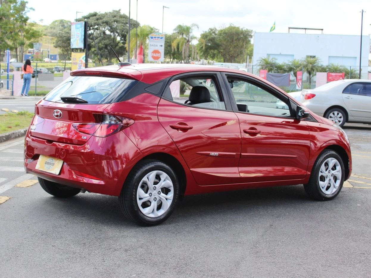 HYUNDAI HB20