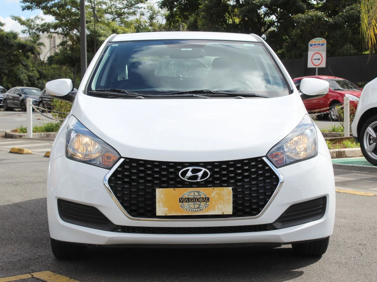 HYUNDAI HB20