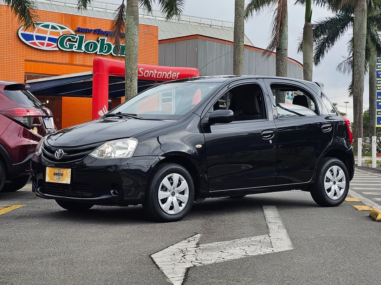 TOYOTA ETIOS
