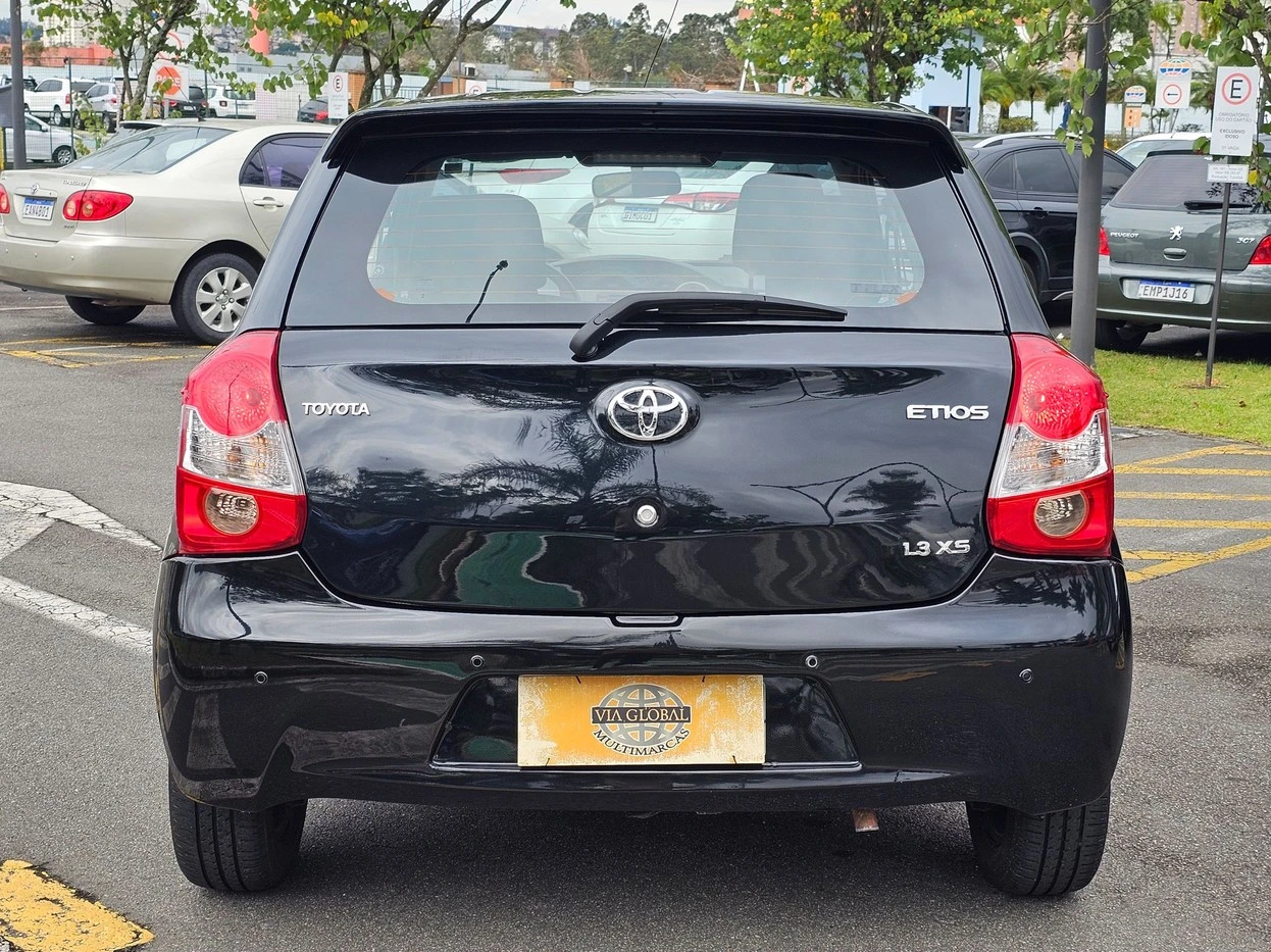 TOYOTA ETIOS