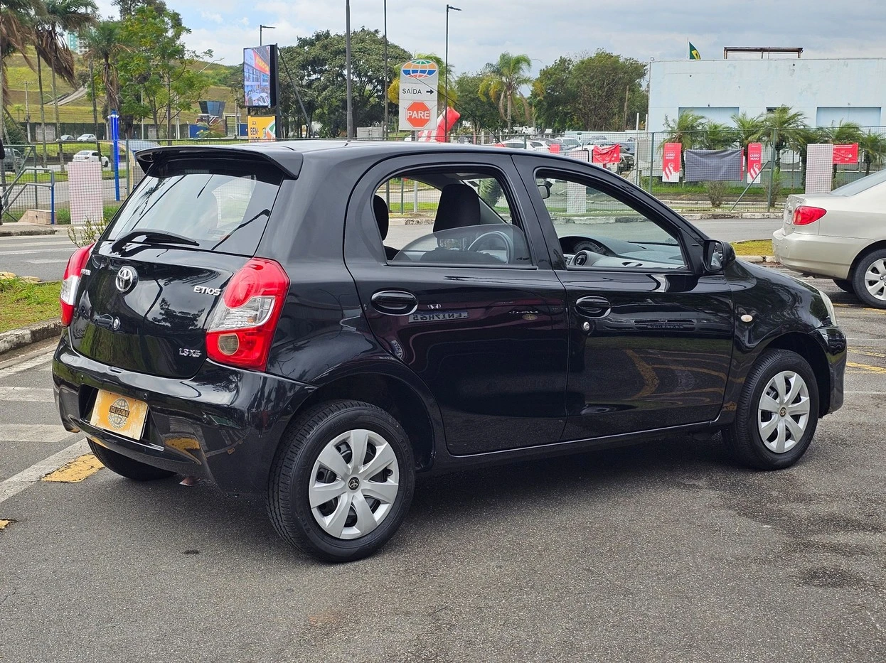 TOYOTA ETIOS