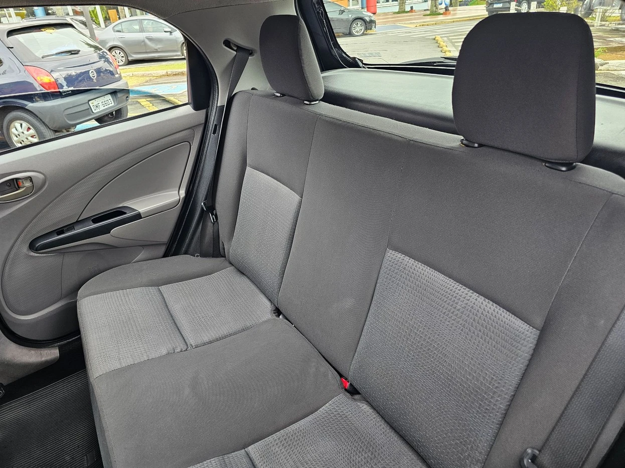 TOYOTA ETIOS