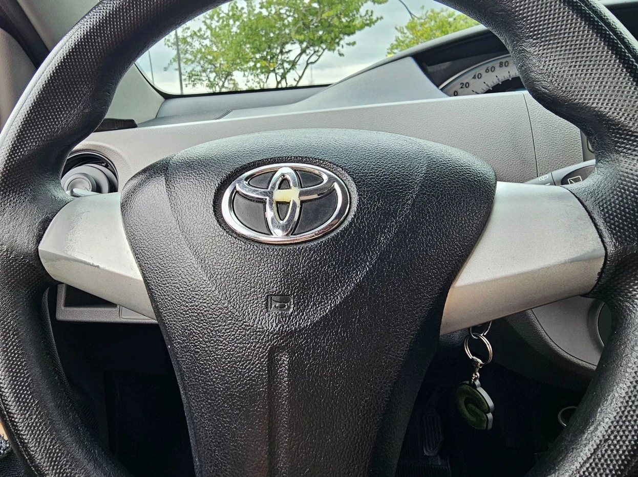 TOYOTA ETIOS