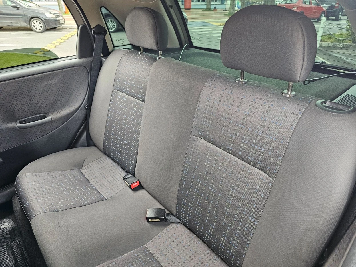 CHEVROLET CORSA