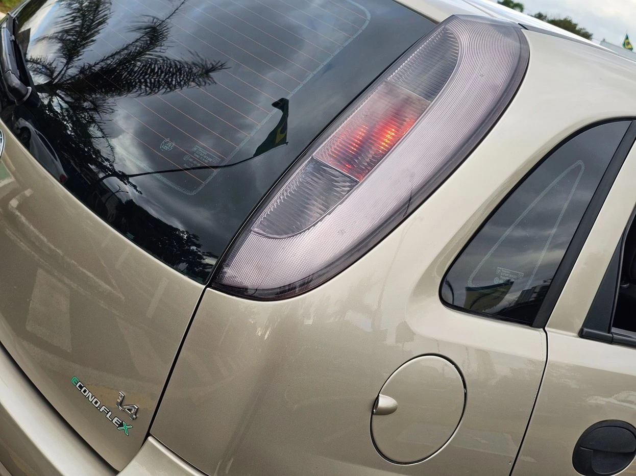 CHEVROLET CORSA