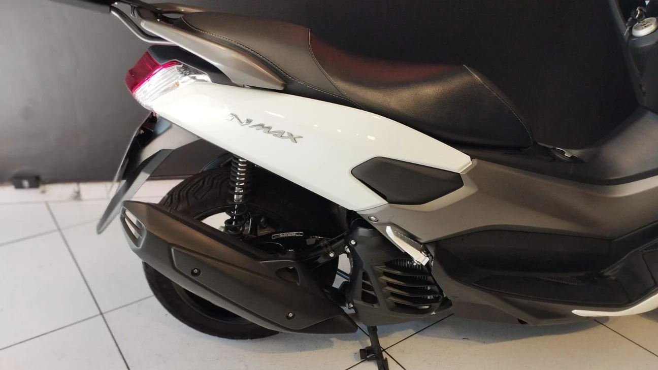 YAMAHA NMAX 160 ABS