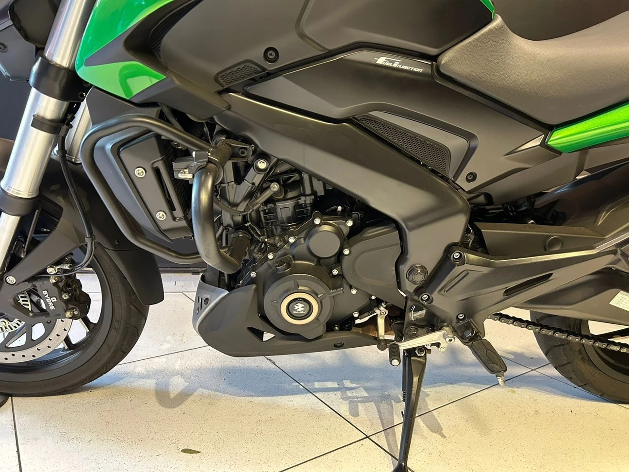 BAJAJ DOMINAR 400