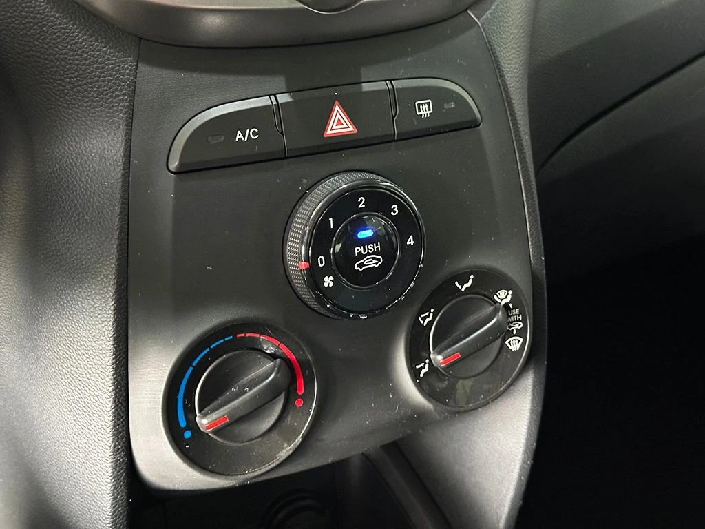 HYUNDAI HB20X