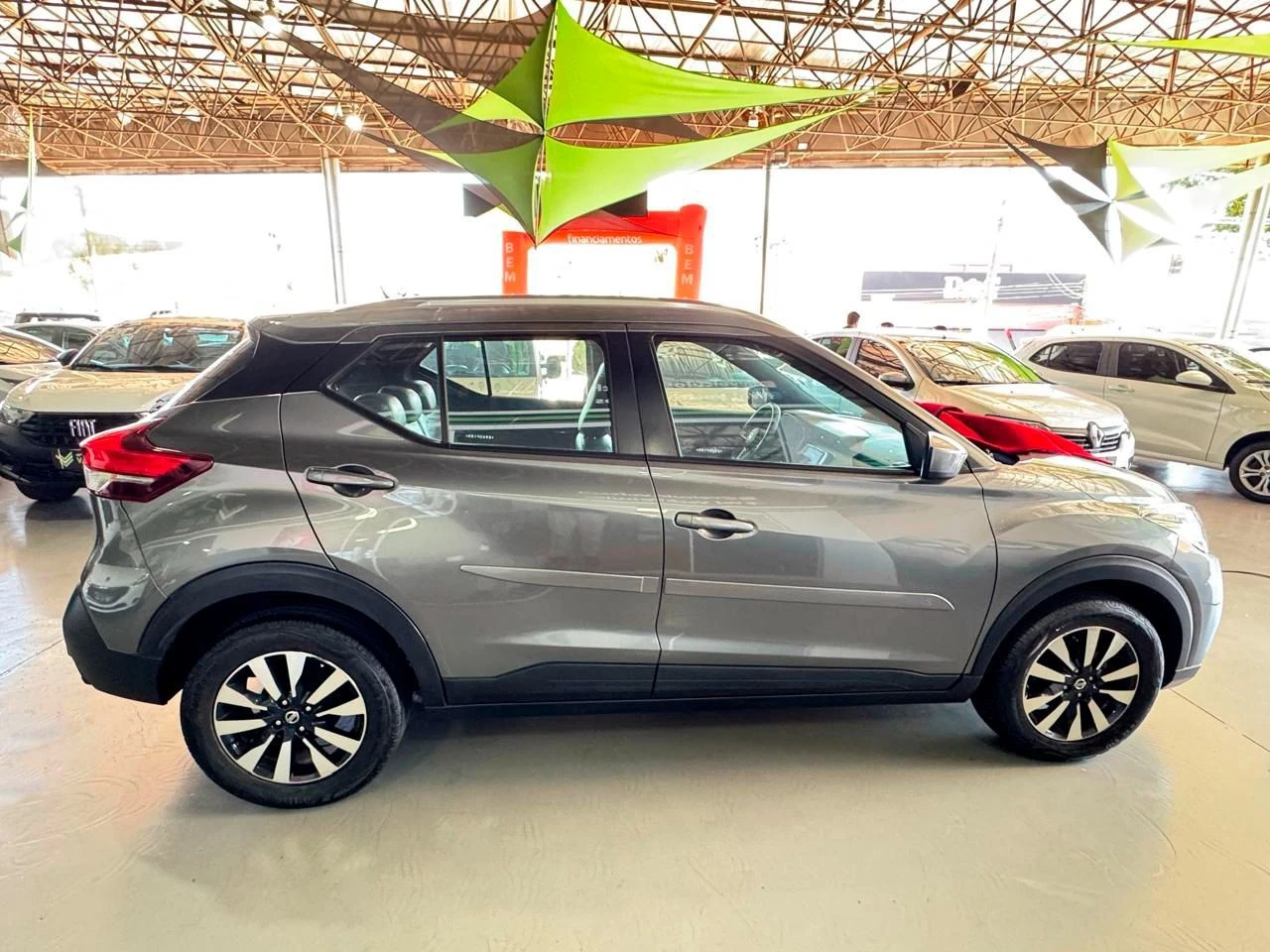 NISSAN KICKS
