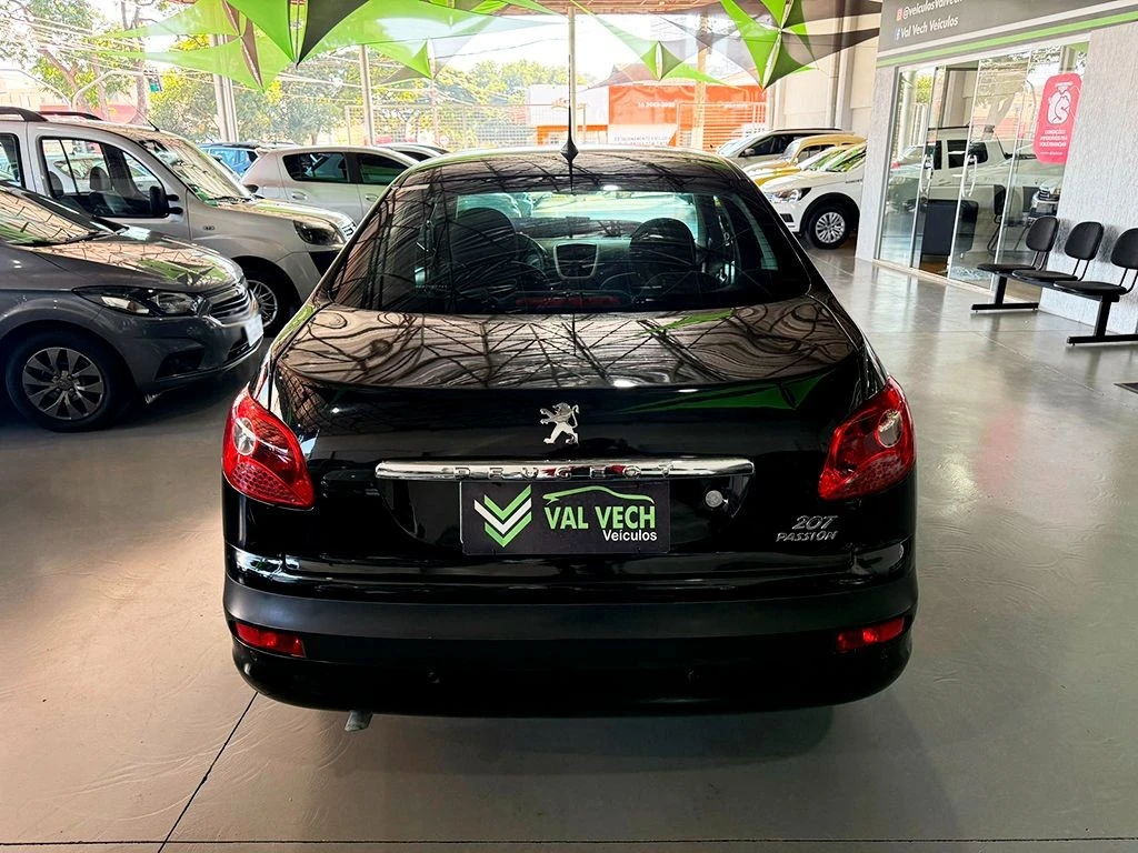 PEUGEOT 207