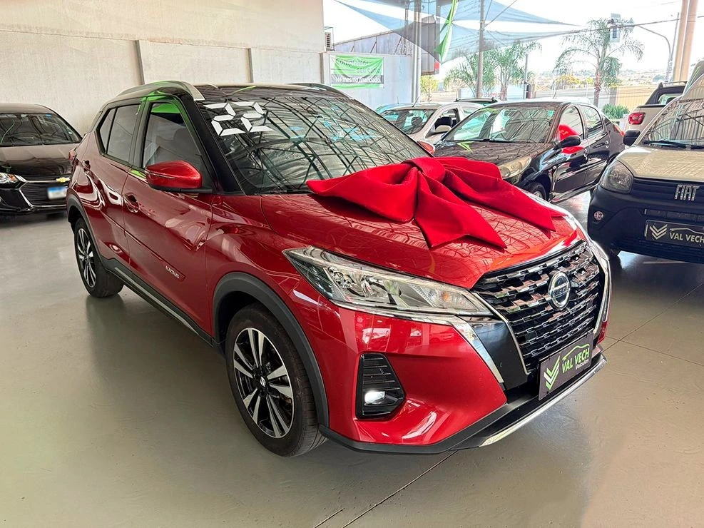 NISSAN KICKS
