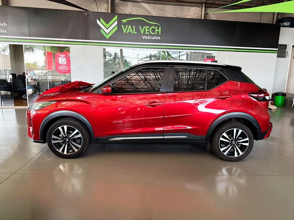 NISSAN KICKS