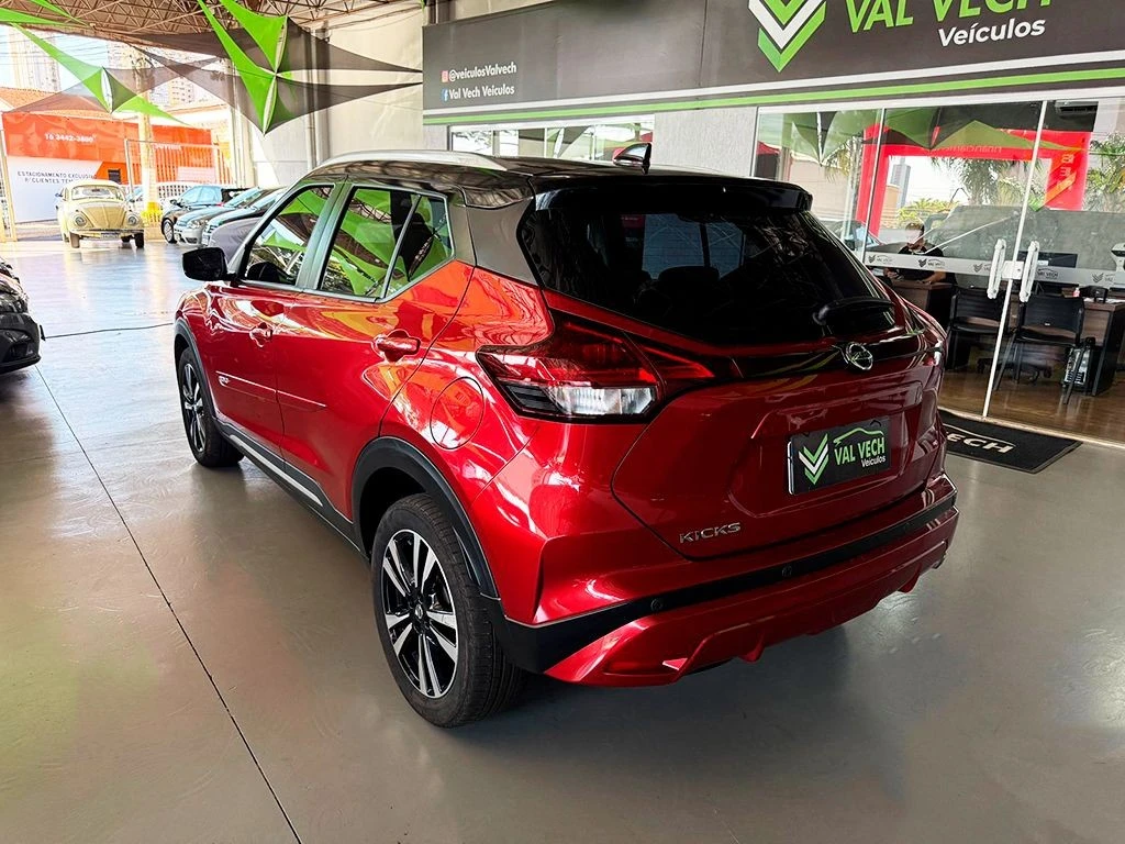 NISSAN KICKS