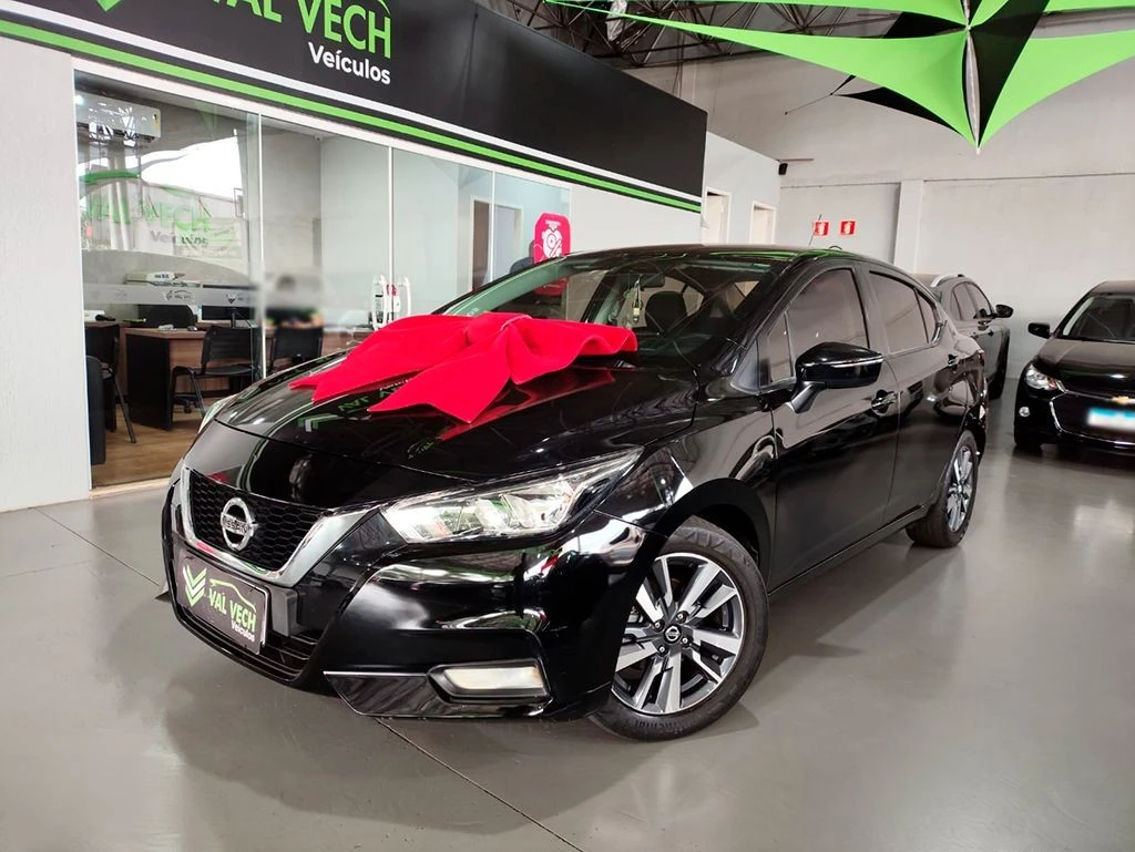 NISSAN VERSA