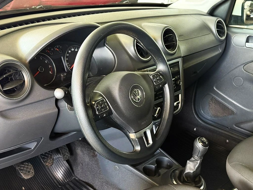 VOLKSWAGEN GOL