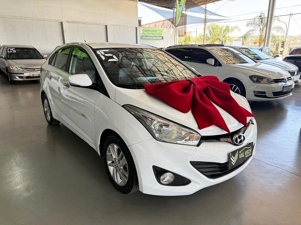 HYUNDAI HB20S