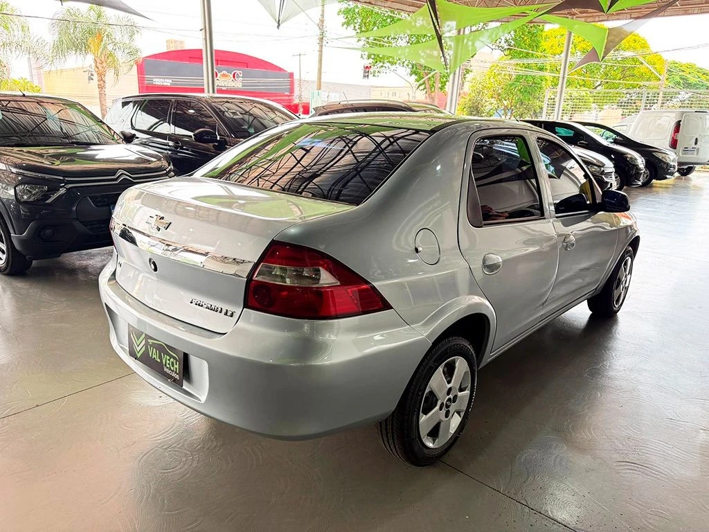 CHEVROLET PRISMA