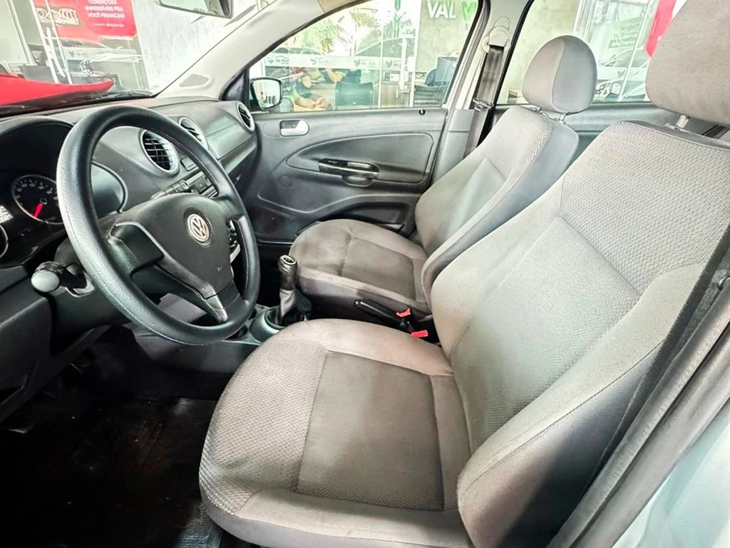VOLKSWAGEN VOYAGE