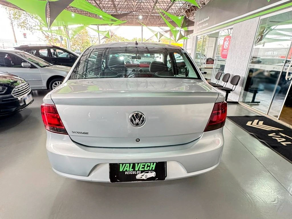 VOLKSWAGEN VOYAGE