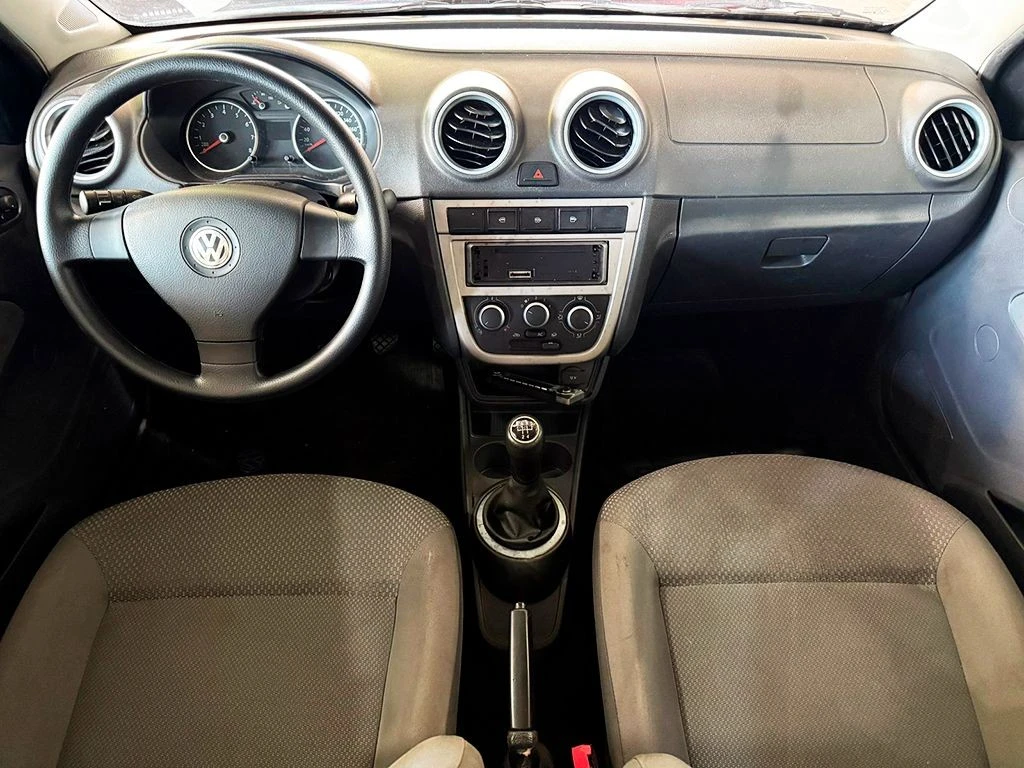 VOLKSWAGEN VOYAGE